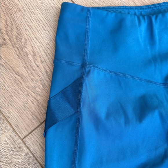 BuffBunny Vibrant Blue Leggings- designed for running - Picture 3 of 12